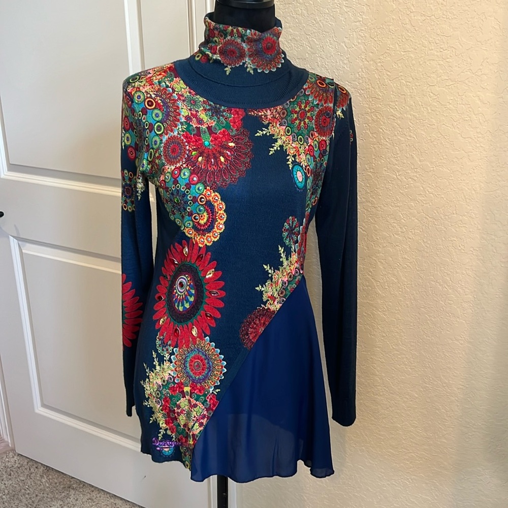 Desigual embellished top